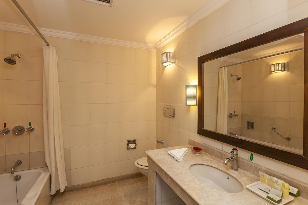 Hotel Hilltone Mount Abu Εξωτερικό φωτογραφία